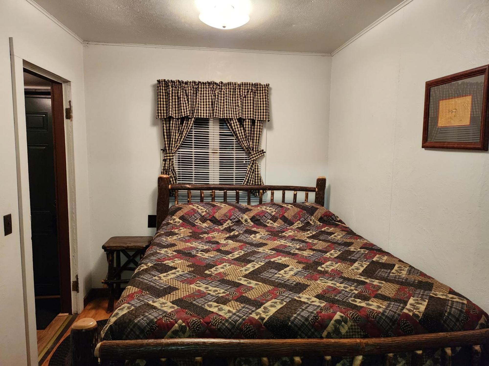 Moreno'S Adirondack Cabins Saranac Lake Exterior foto