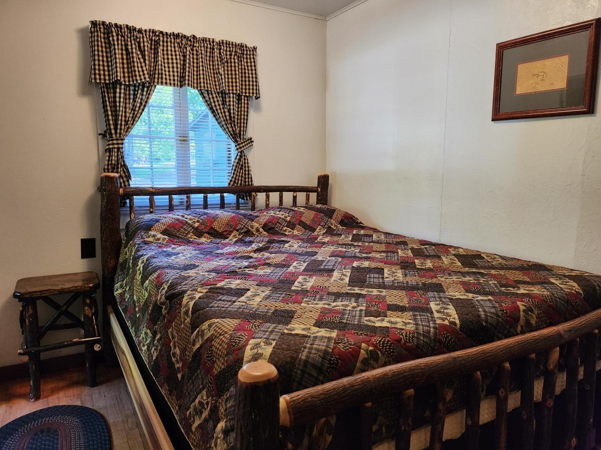 Moreno'S Adirondack Cabins Saranac Lake Exterior foto