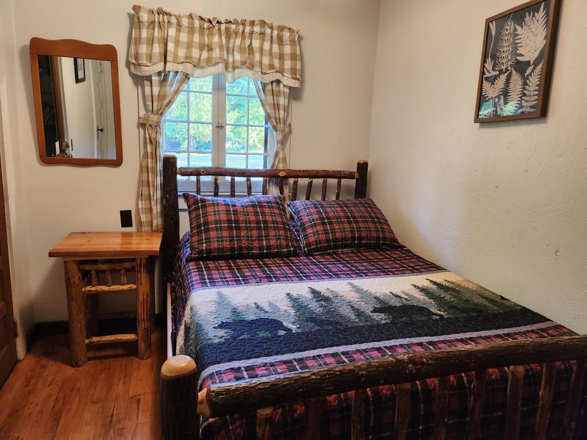 Moreno'S Adirondack Cabins Saranac Lake Exterior foto